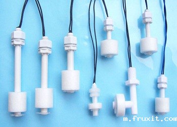 太阳能热水器的水位传感器怎么安装？